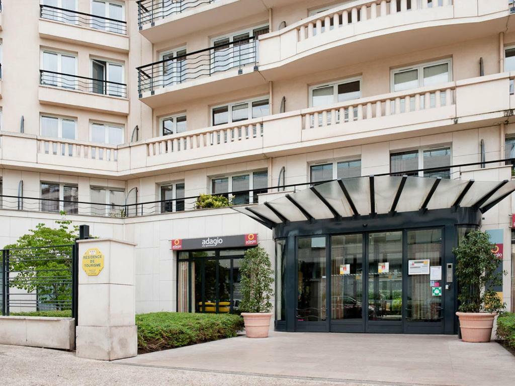 Aparthotel Paris 15 Porte De Versailles Іссі-ле-Муліно Екстер'єр фото